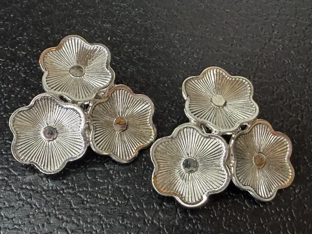 Vintage Silver Coro Trio Flower Clip Earrings Silver Floral Retro 60s 70s Signed